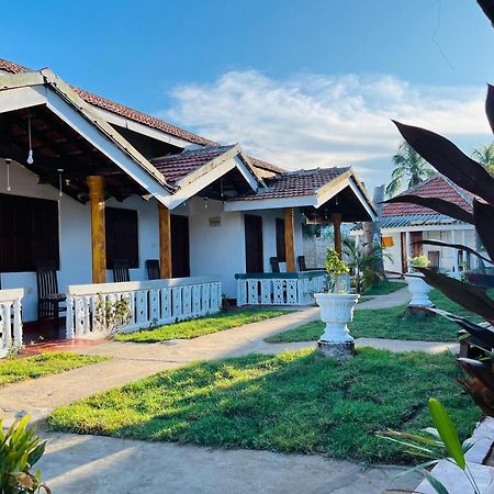 Little Fairy Home B&B Vịnh Arugam Ngoại thất bức ảnh