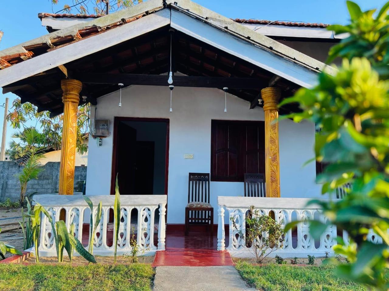 Little Fairy Home B&B Vịnh Arugam Ngoại thất bức ảnh
