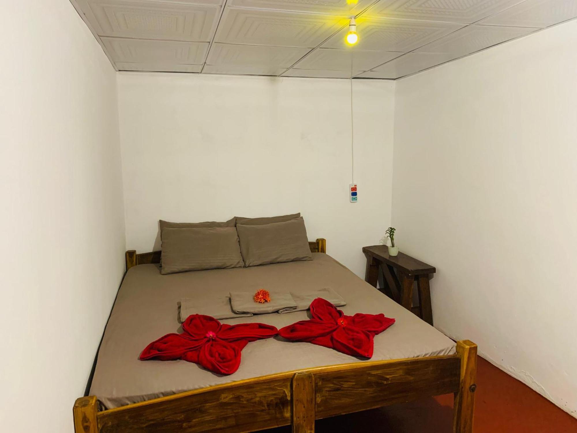 Little Fairy Home B&B Vịnh Arugam Ngoại thất bức ảnh