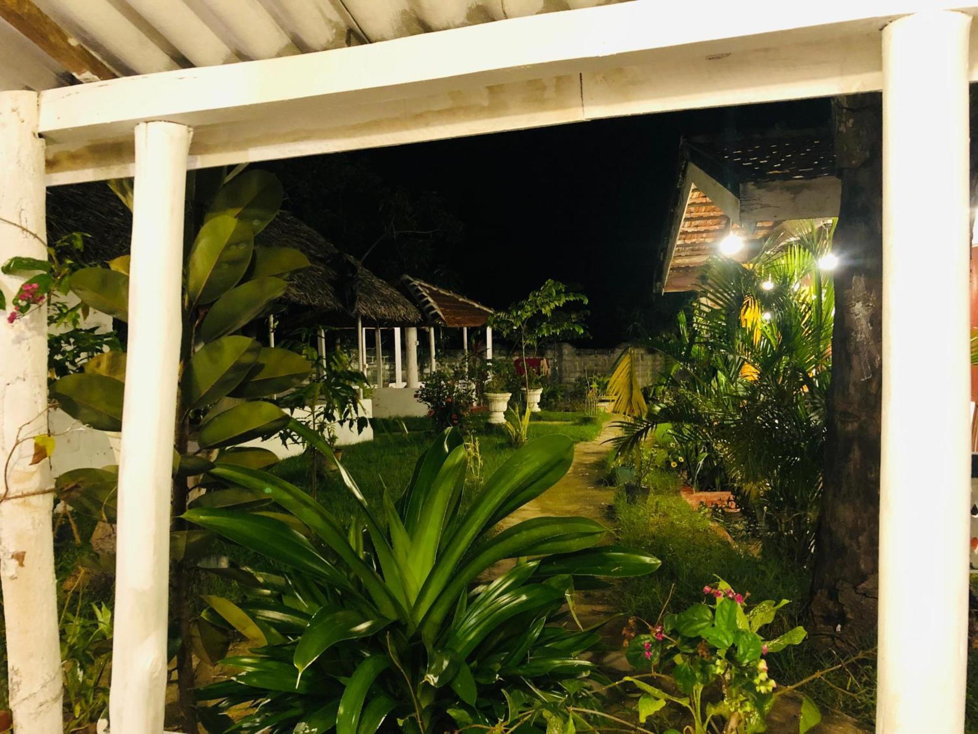 Little Fairy Home B&B Vịnh Arugam Ngoại thất bức ảnh