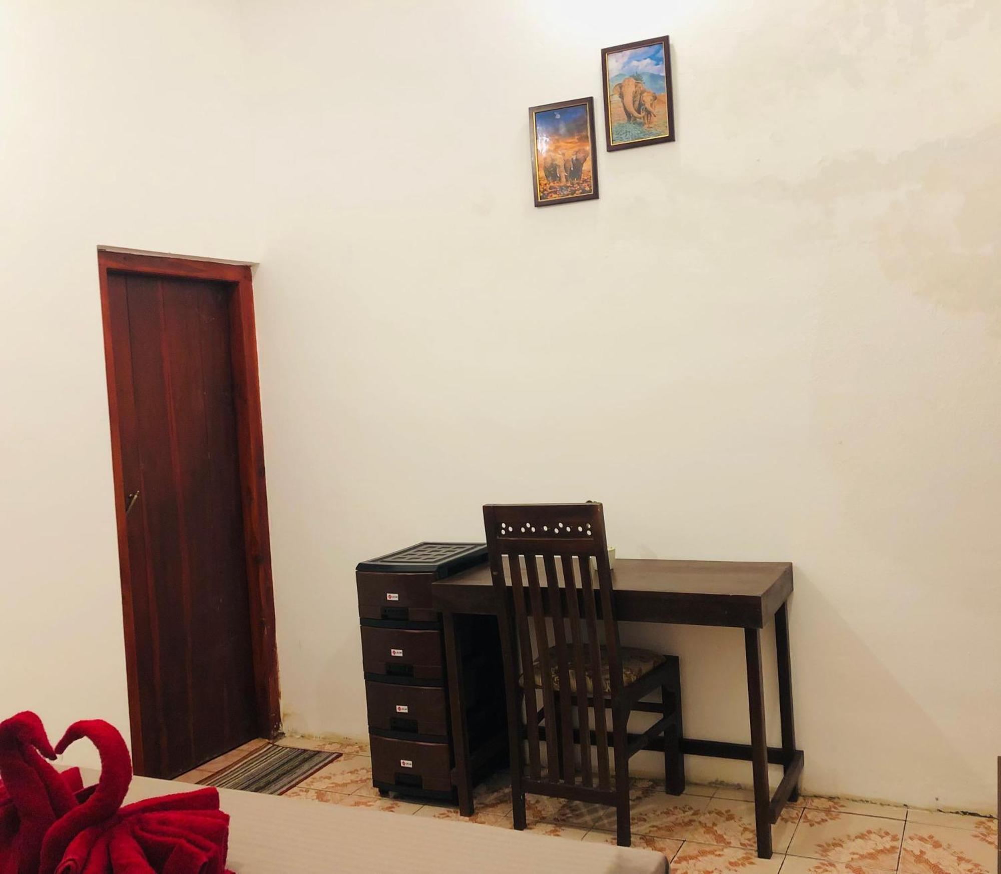Little Fairy Home B&B Vịnh Arugam Ngoại thất bức ảnh