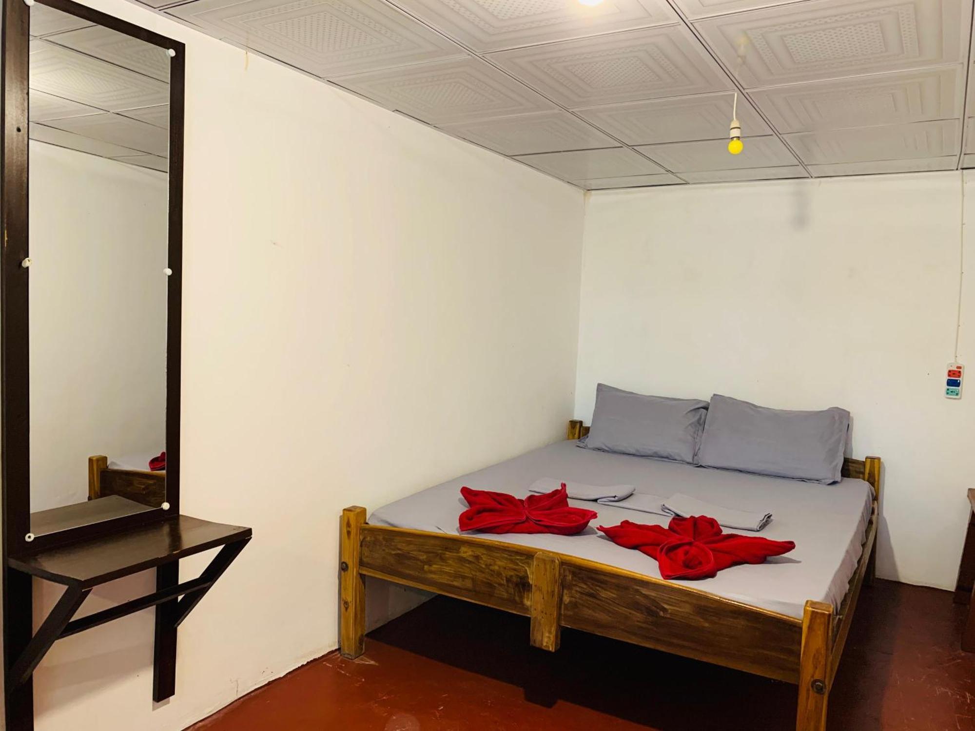 Little Fairy Home B&B Vịnh Arugam Ngoại thất bức ảnh